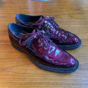 Kenneth Cole Cranberry Loafers Size 10